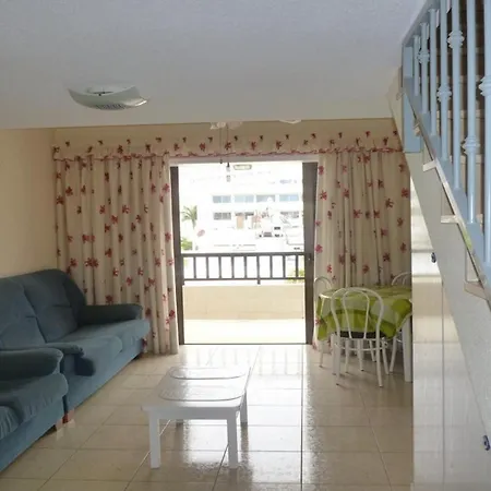 Cool Duplex In Playa Americas Appartamento