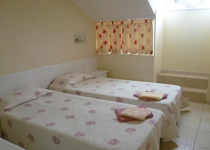 Cool Duplex In Playa Americas 플라야데라스아메리카스